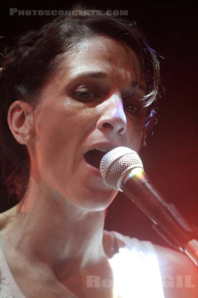 LISA PAPINEAU - 2011-01-15 - PARIS - La Fleche d'Or - Lisa Papineau